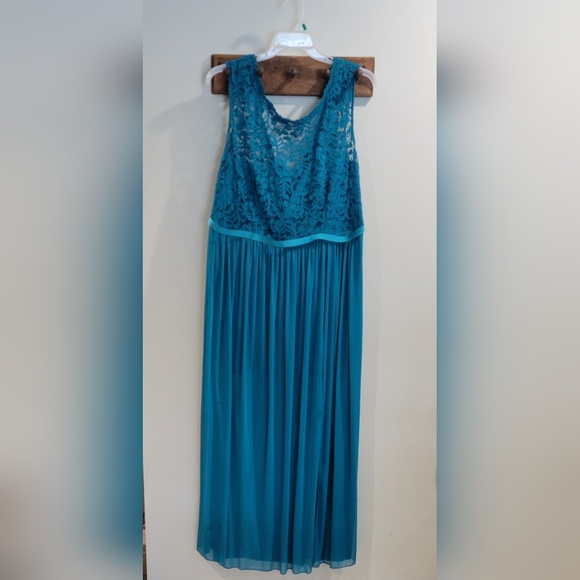 Plus DAVID'S BRIDAL Mother of the Bride Formal Dress sz 20 - Picture 1 of 6